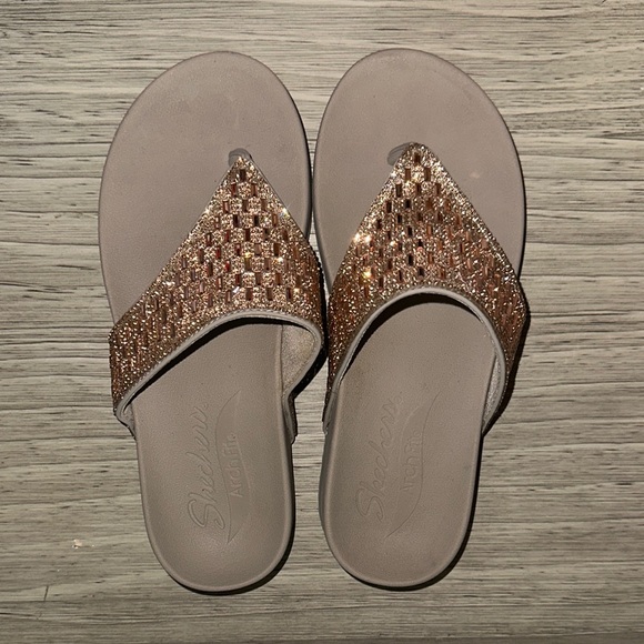 Stylish Women's Sandals with Glittering Straps - Picture 1 of 5